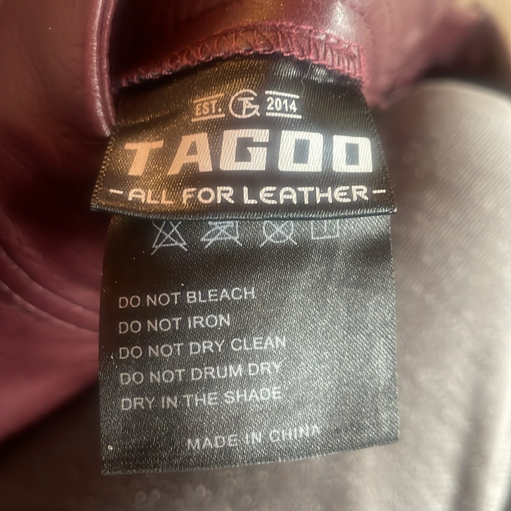 Burgundy PU Leather skirt NWOT - Picture 9 of 9
